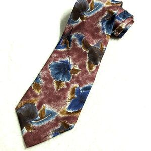 Vintage Men's Cambridge Classic 100% Silk Abstract Motif Tie